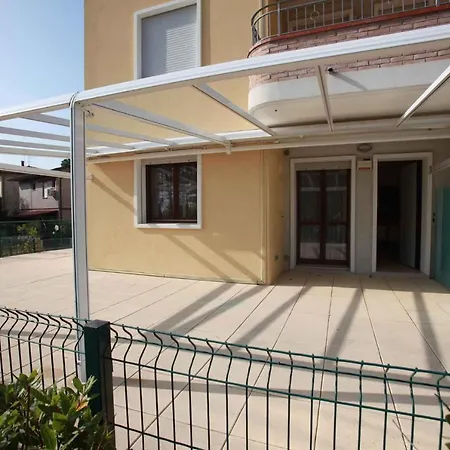 Apartment Apartment In Rosolina Mare 12 *